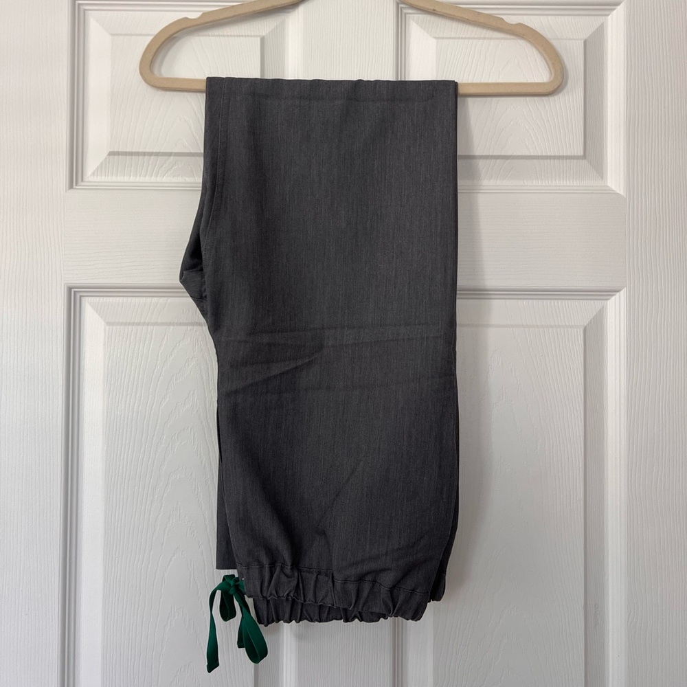 Figs Graphite Pisco Basic Scrub Pants - image 4